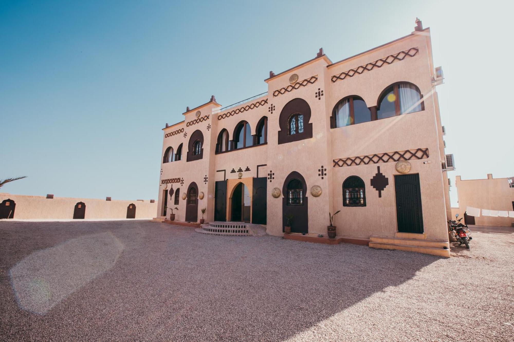 Traditional Riad Merzouga Dunes Luaran gambar